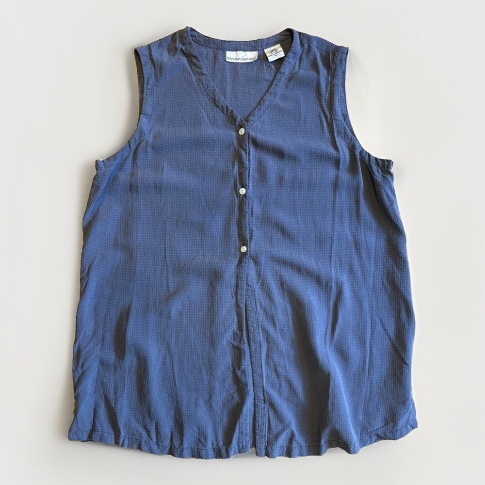 Vintage Banana Republic 100% Silk Size M Gray Button Front Sleeveless Top Blouse